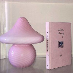 'It' by Alexa Chung book